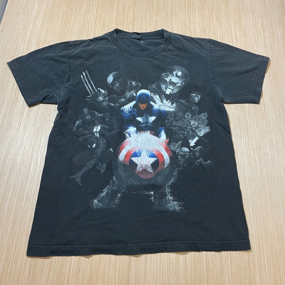 Mad Engine Marvel T-Shirt Mens Faded Black Captain America Wolverine Graphic